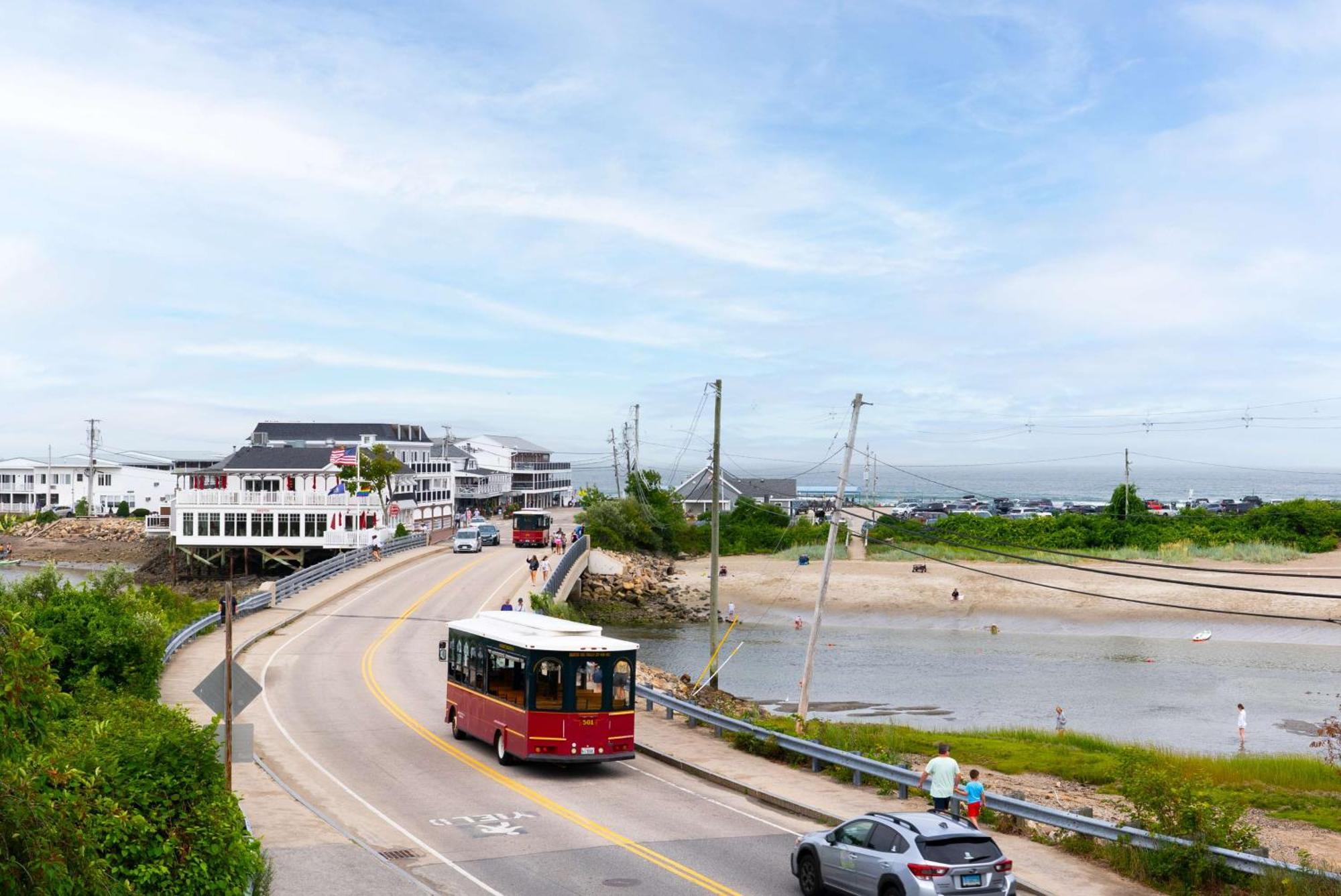 Aspinquid Hotel 4*