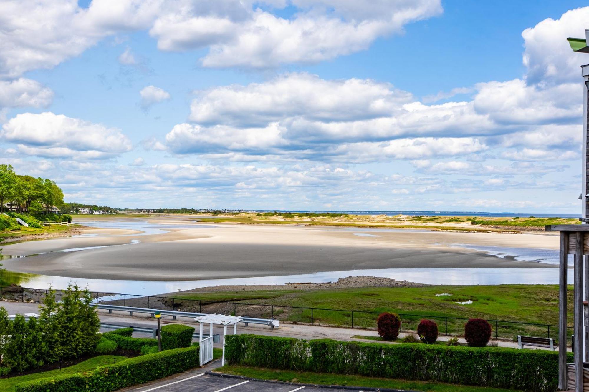 Aspinquid Hotel 4*