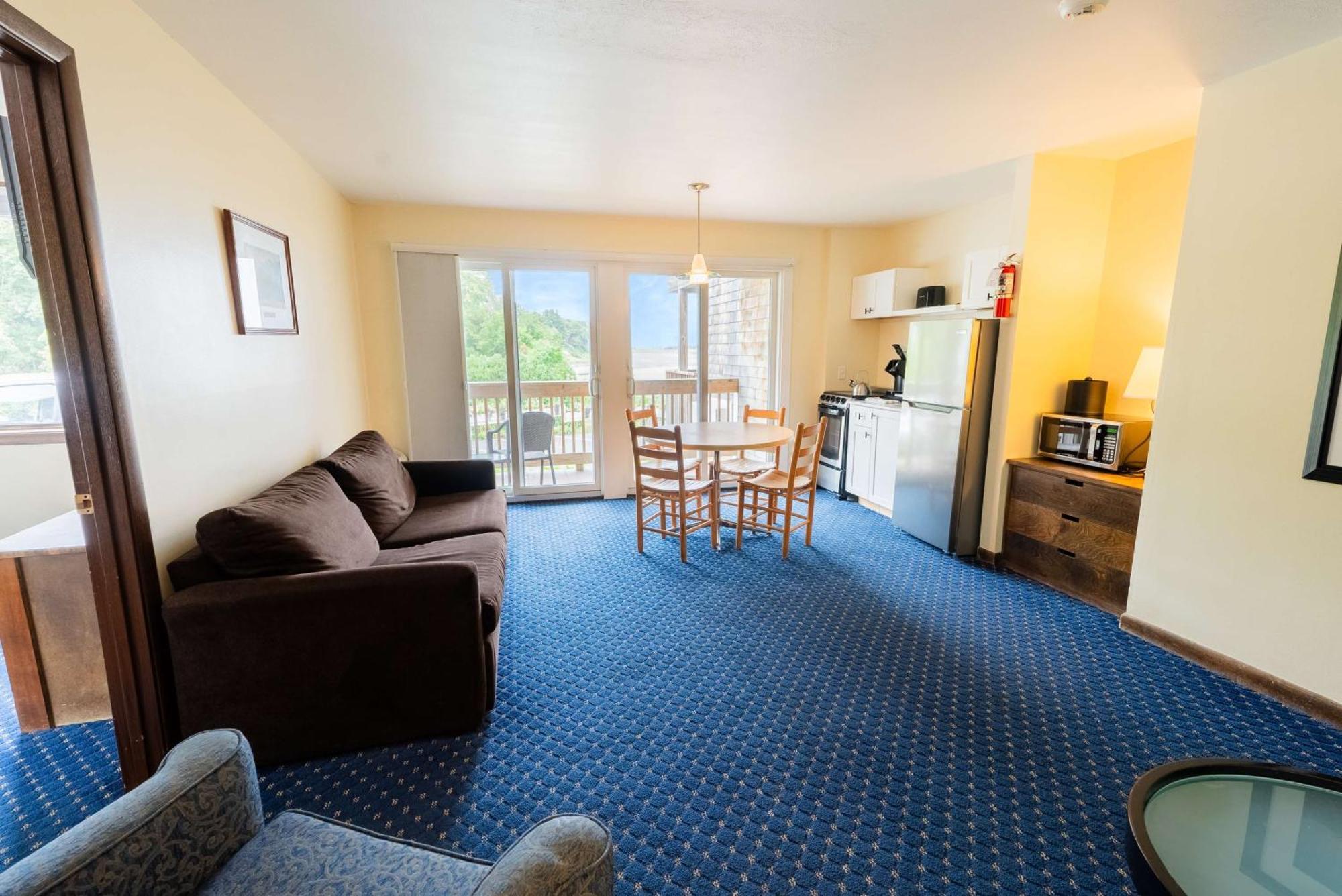 Aspinquid Hotel